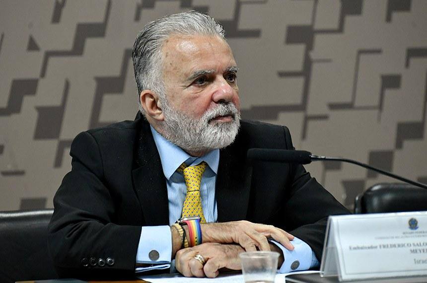 O diplomata Frederico Meyer vai assumir o cargo de representante do Brasil junto à Conferência do Desarmamento, na Suíça.