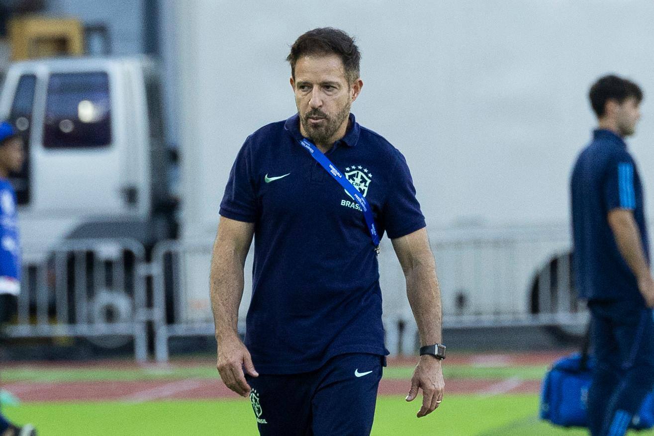 Técnico Ramon Menezes da Seleção Brasileira Sub-20