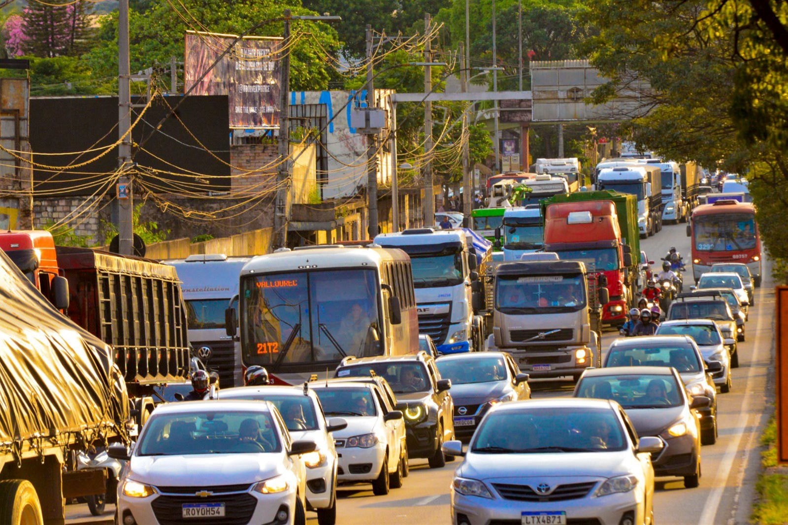 Transporte é p setor que mais emite poluentes na atmosfera em Belo Horizonte
