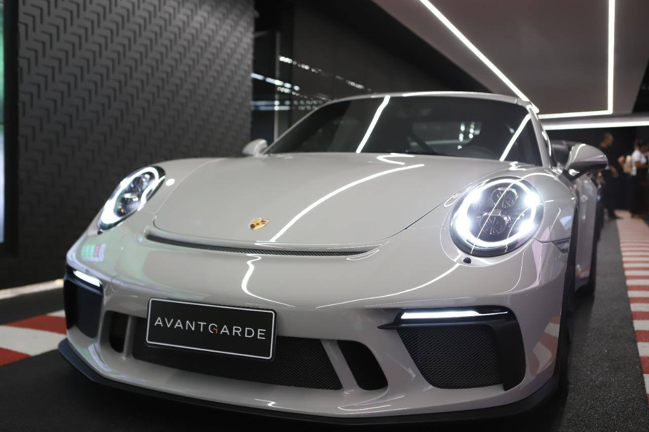 Carros de luxo