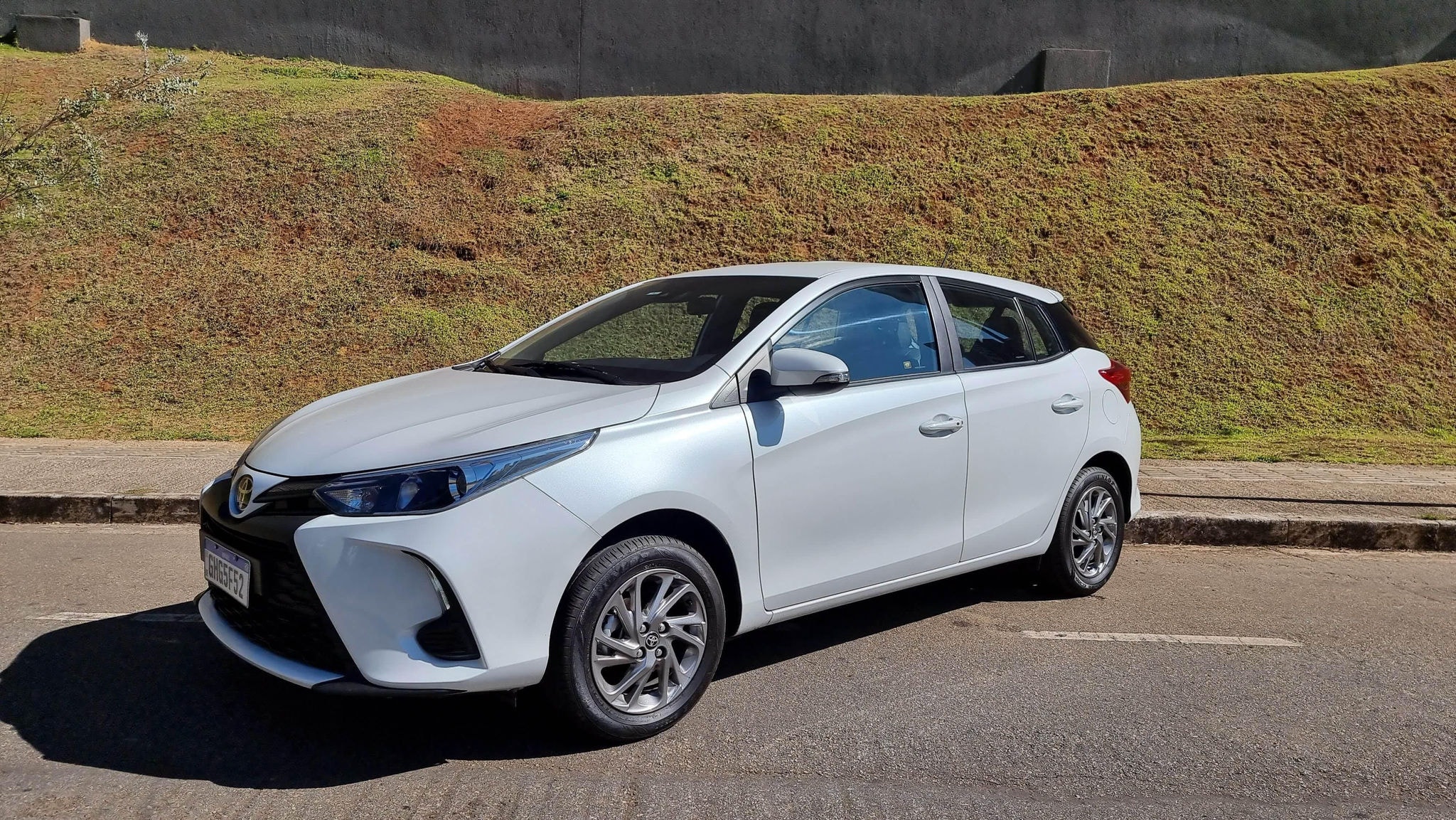 TOYOTA YARIS HATCH XS 2023
