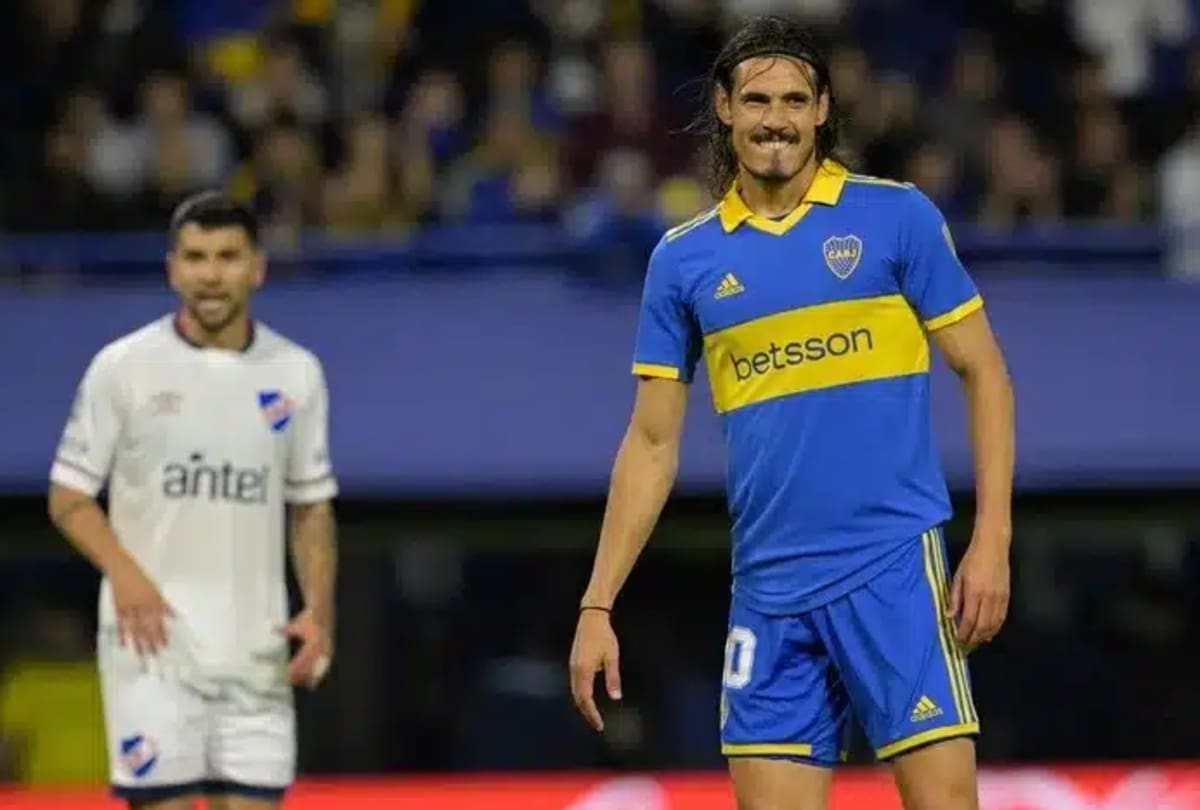 Cavani será poupado pelo técnico do Boca Juniors da partida contra o Fortaleza pela Sul-Americana