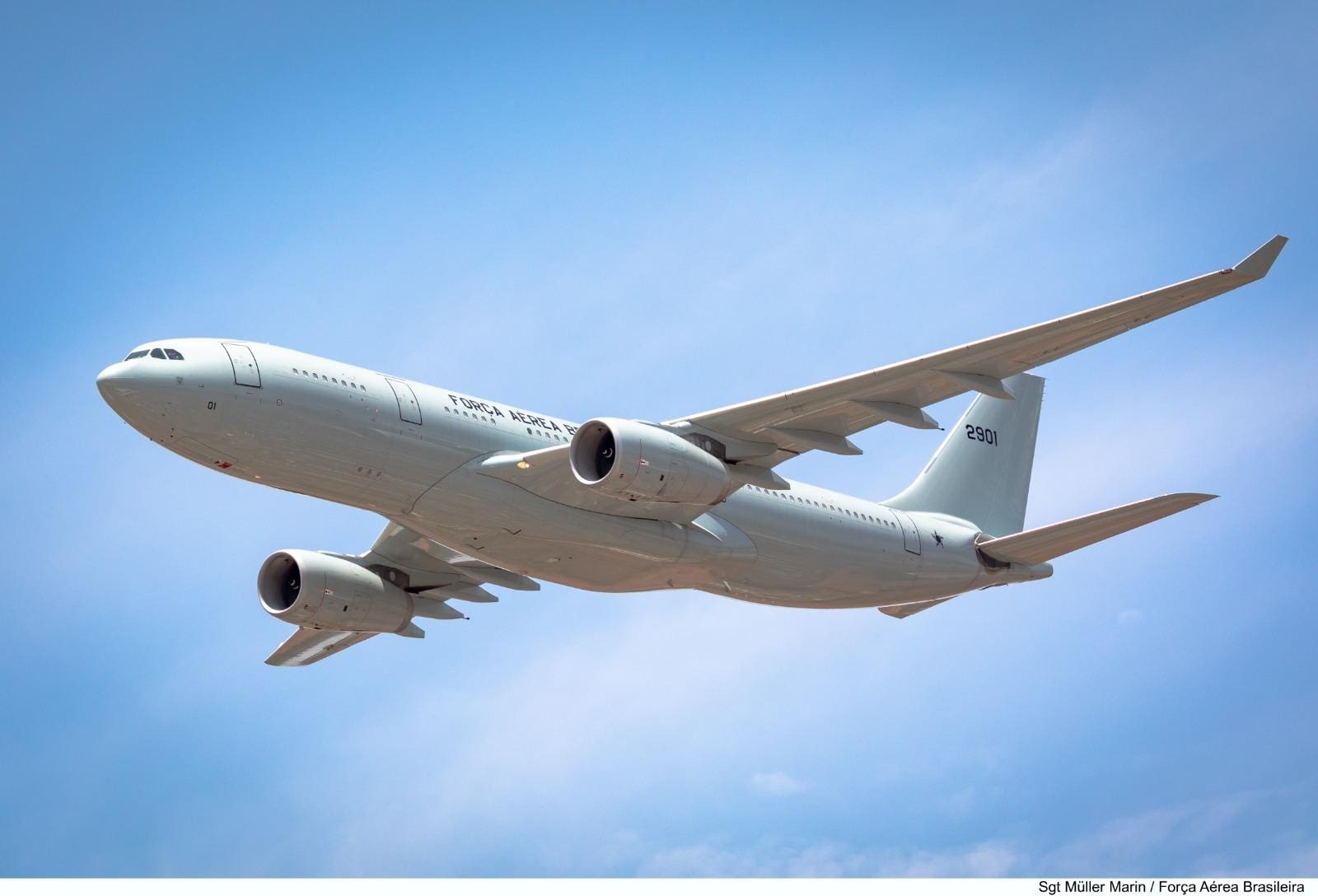 Aeronave KC-30, da FAB, buscará deportados dos EUA em Manaus