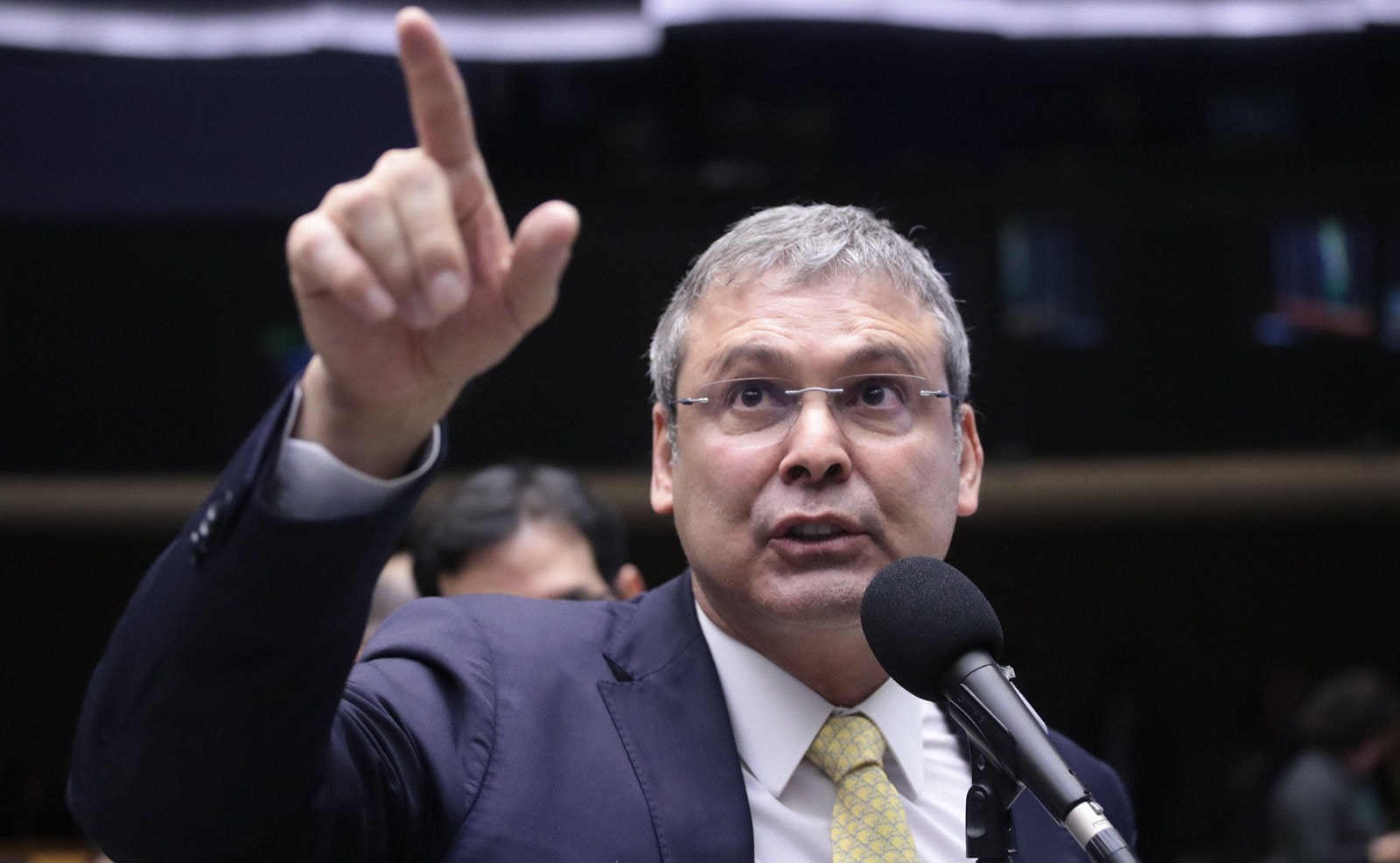 Ação apresentada ao Supremo Tribunal Federal (STF) pede prisão cautelar de Eduardo Bolsonaro (PL-RJ) por cinco crimes diferentes, entre eles obstrução de justiça