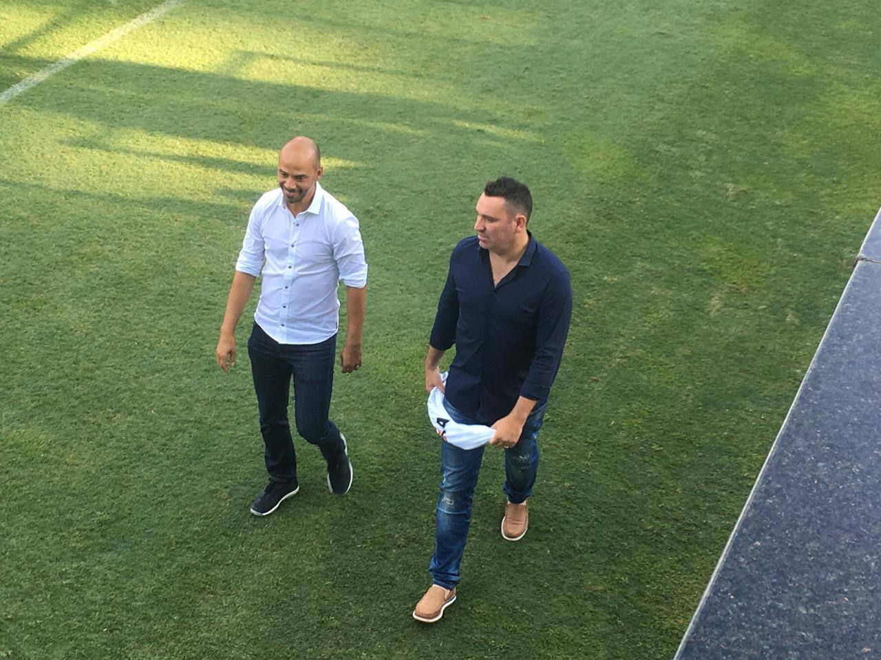 Marques e Guilherme se reencontram na Cidade do Galo; Bateu saudade?