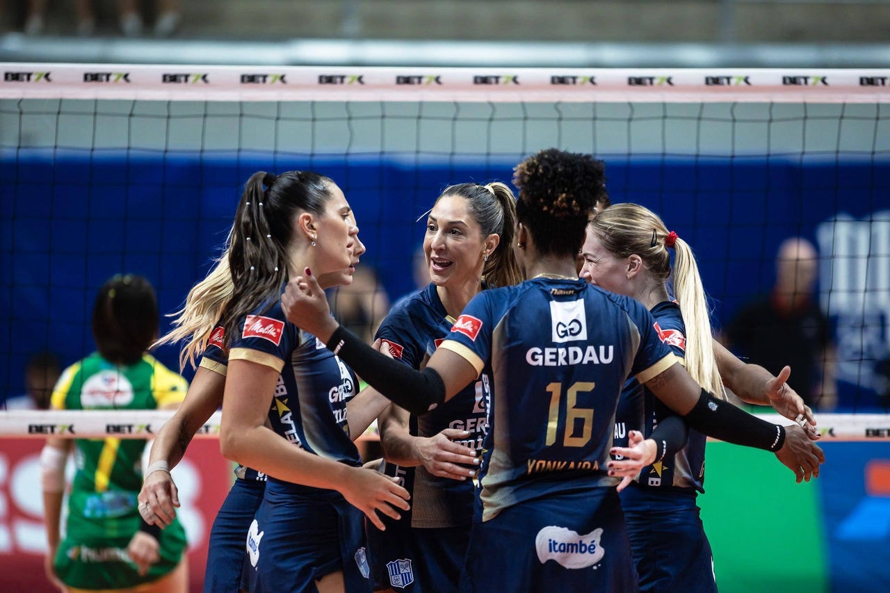 Gerdau Minas e Fluminense jogam nesta terça-feira (26), pelas quartas de final da Superliga