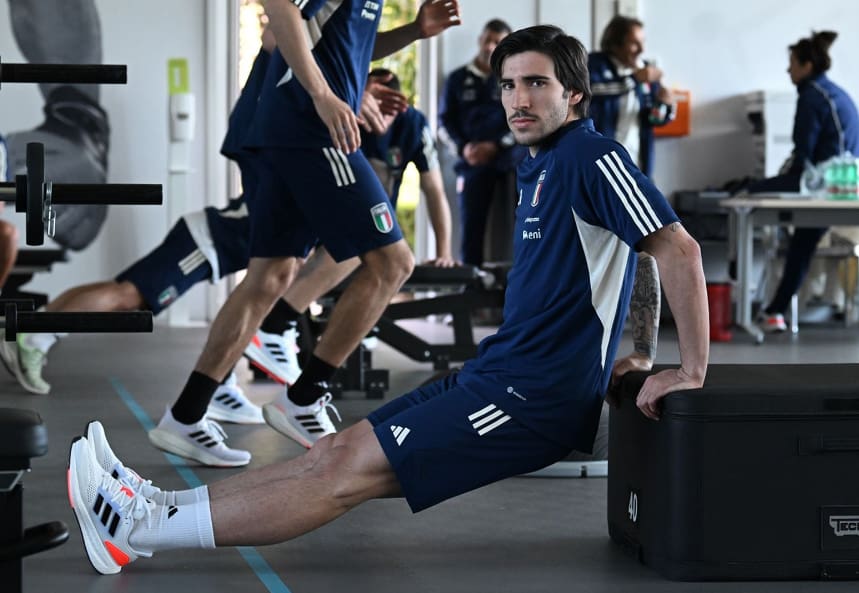 Meia italiano Sandro Tonali, jogador do Newcastle