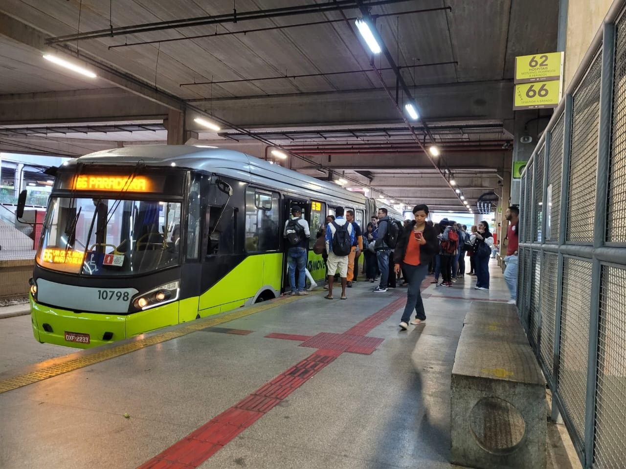 Propostas para gratuidade no transporte de passageiros em Belo Horizonte tem apoio da maioria dos vereadores da capital