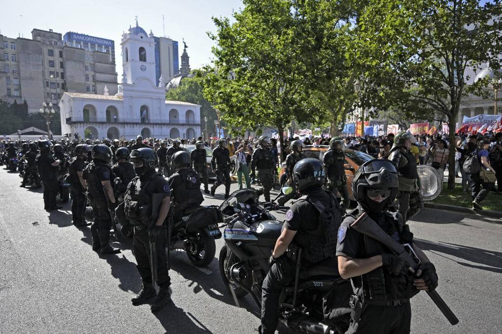Policiais ocuparam as ruas na Argentina