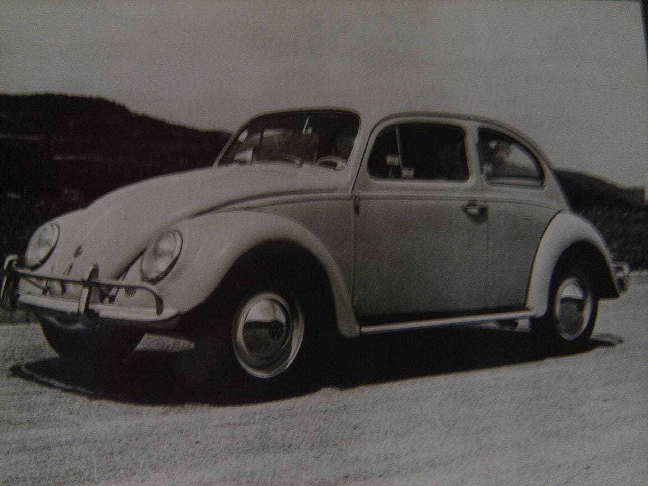 Um dois primeiros Fuscas fabricados no Brasil no final dos anos 50