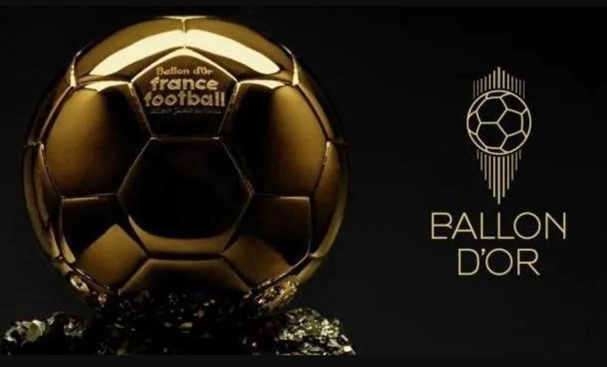 A revista France Football organiza a eleição dos melhores jogadores da temporada
