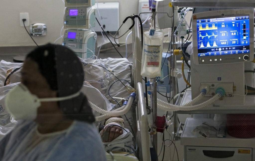 Leito de UTI no Hospital Emílio Ribas em São Paulo - Covid - respirador - coronavírus