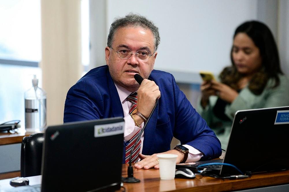 Senador Roberto Rocha (PTB-MA) é relator da reforma tributária na CCJ do Senado