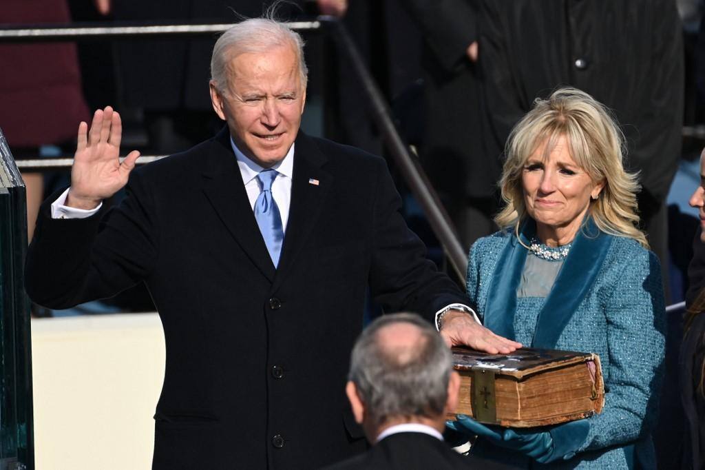 Biden toma posse como 46º presidente dos EUA em Washington sitiada