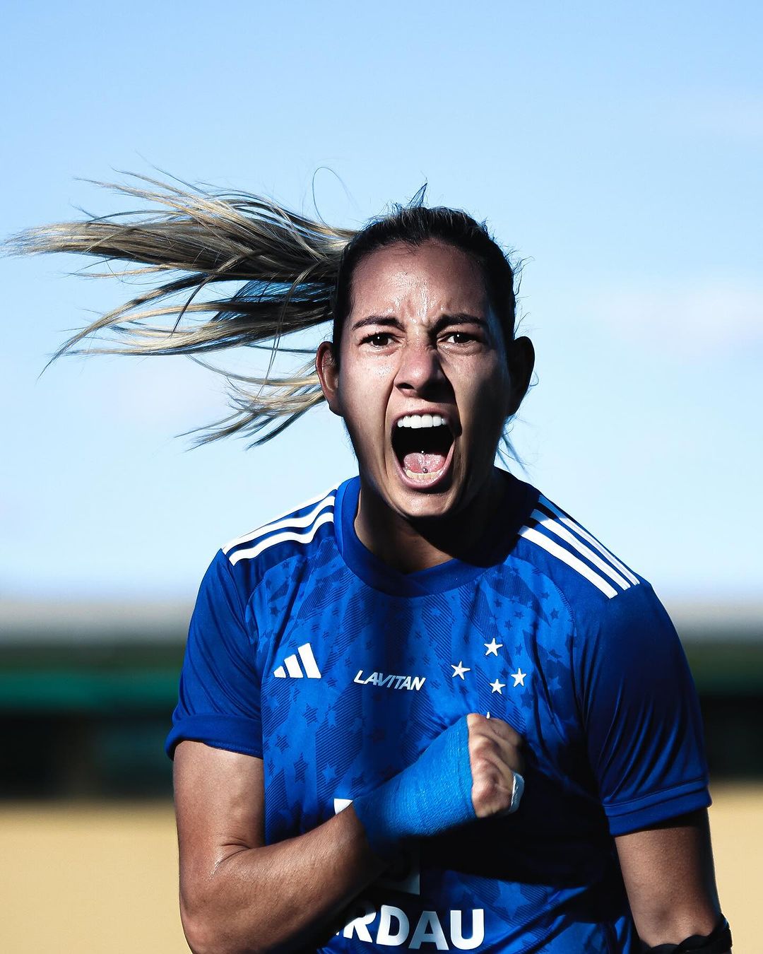 Vitória no Gregorão, em Contagem, foi muito comemorada pelas jogadoras
