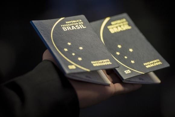 EUA endurecem regras de vistos para pessoas que foram a Irã, Iraque e Síria