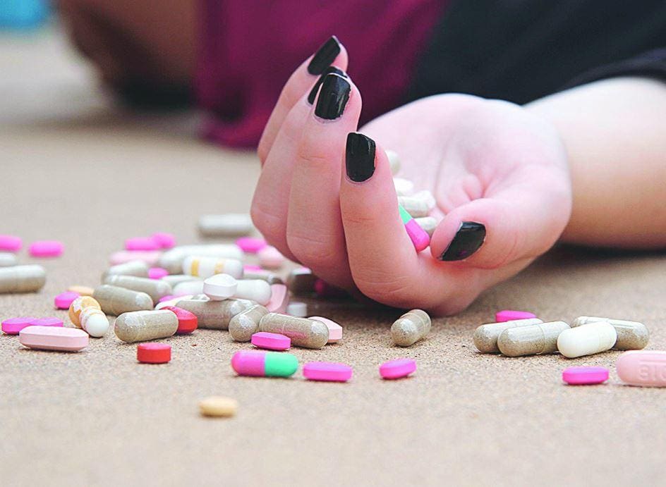remédios drogas depressão suicídio