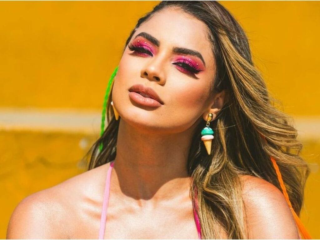 A cantora Lexa admitiu ter enfrentado problemas com o álcool no passado