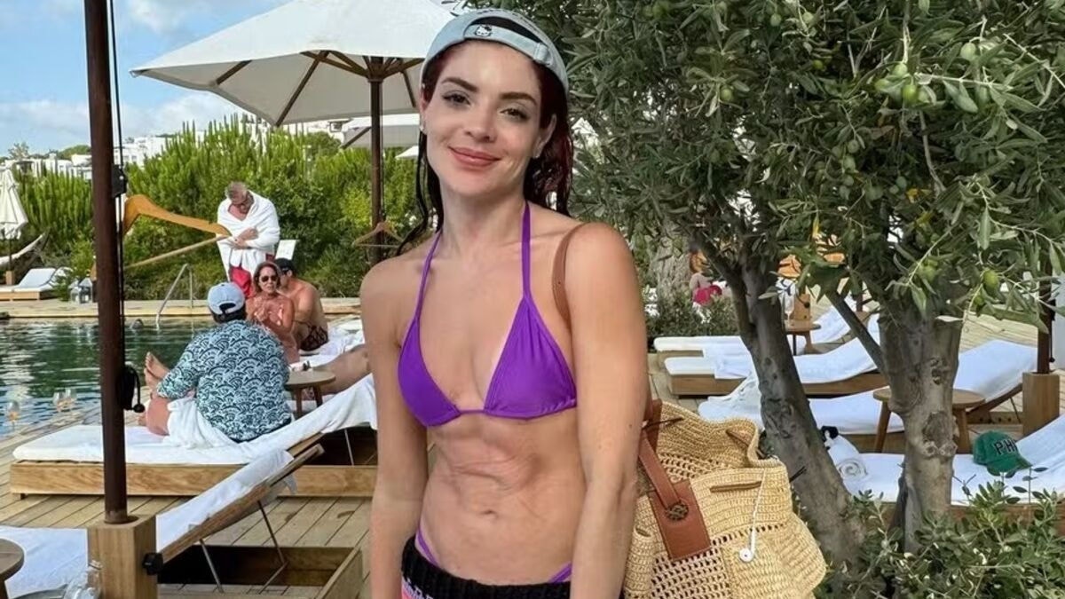 Gkay foi criticada por conta de uma suposta magreza excessiva em suas fotos