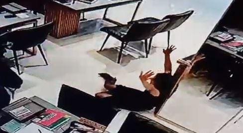 roubojoalheirabhshoppingJPG