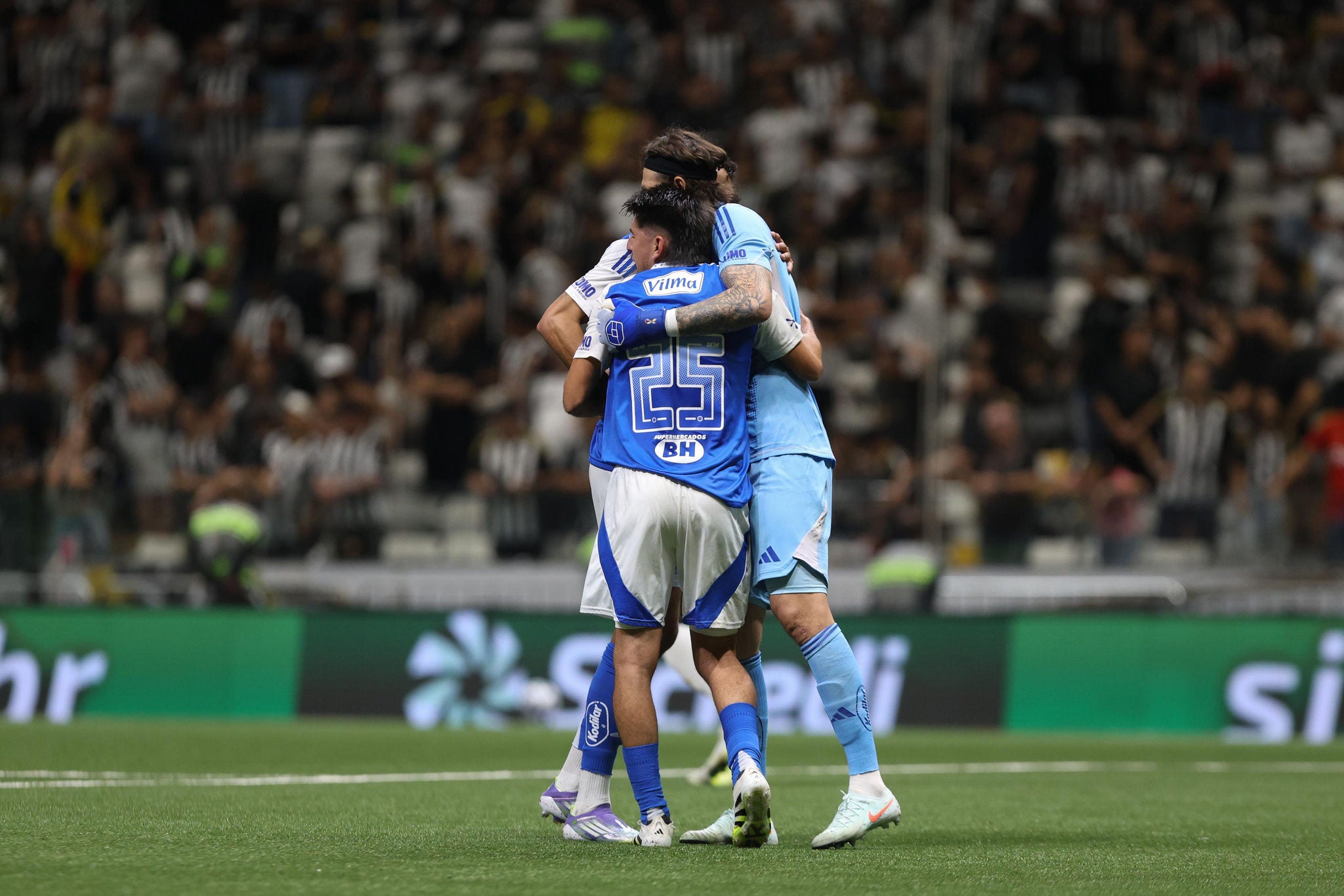 Raposa venceu o Galo na Arena MRV pela terceira vez