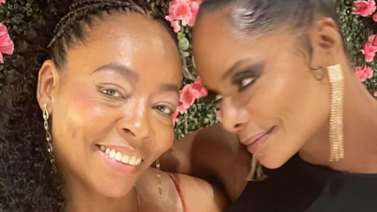 Adriana Bombom e sua irmã gêmea Andréa Soares
