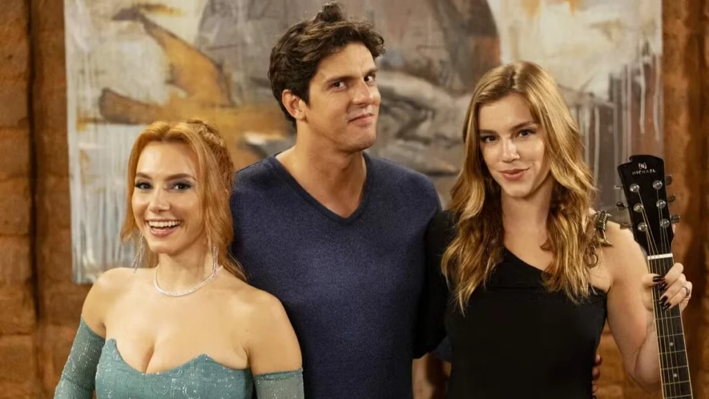 Lorena Comparato, Rafael Infante e Alice Wegmann em Rensga Hits