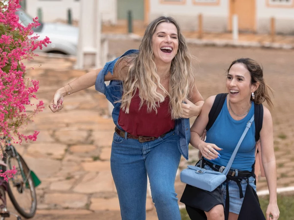 Comédia com Tatá Werneck e Ingrid Guimarães está disponível no Globoplay