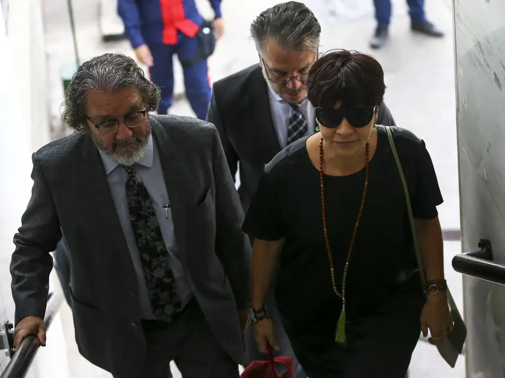 A arquiteta Adriana Villela, e seu advogado, Antônio Carlos de Almeida Castro, o Kakay, chegam ao Tribunal de Justiça do Distrito Federal para o julgamento do ‘Crime da 113 Sul’