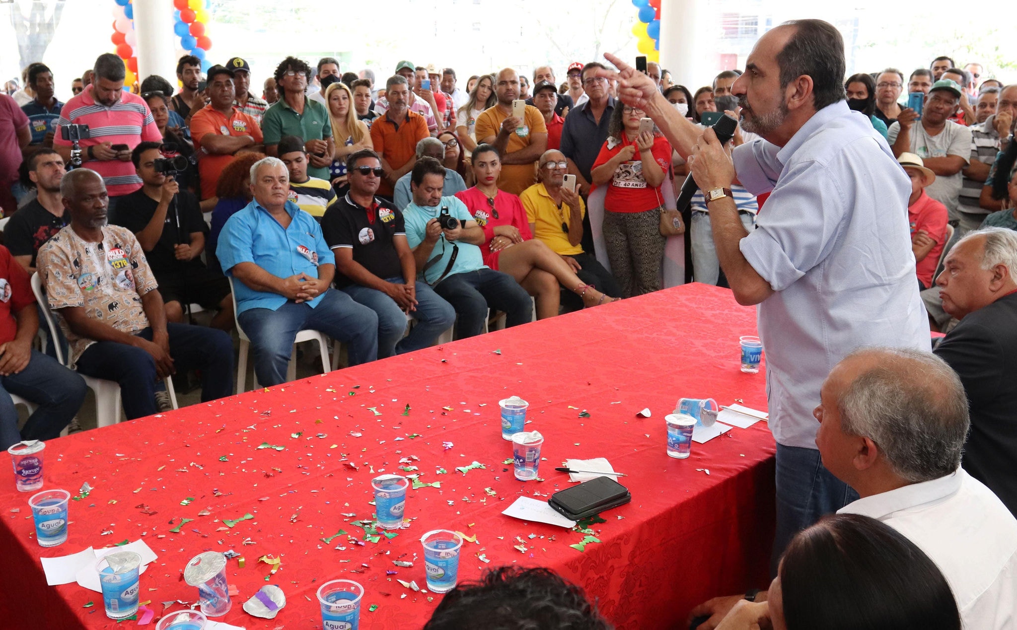 Kalil discursa em inauguração de comitê de campanha em Montes Claros; local também será referência para a campanha de Lula (PT)
