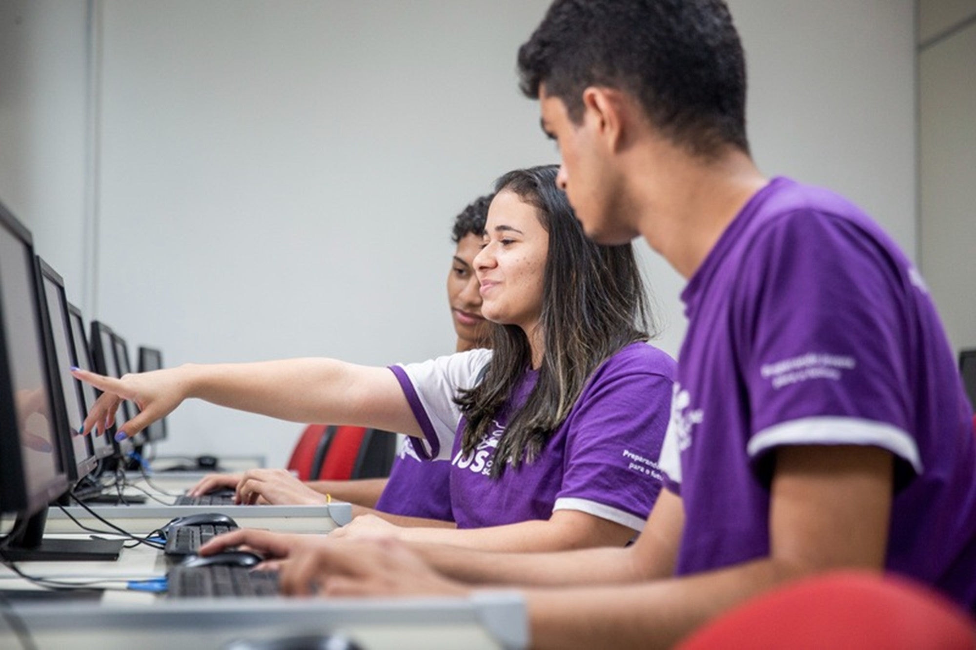 O curso é destinado a jovens e pessoas com deficiência a partir de 16 anos