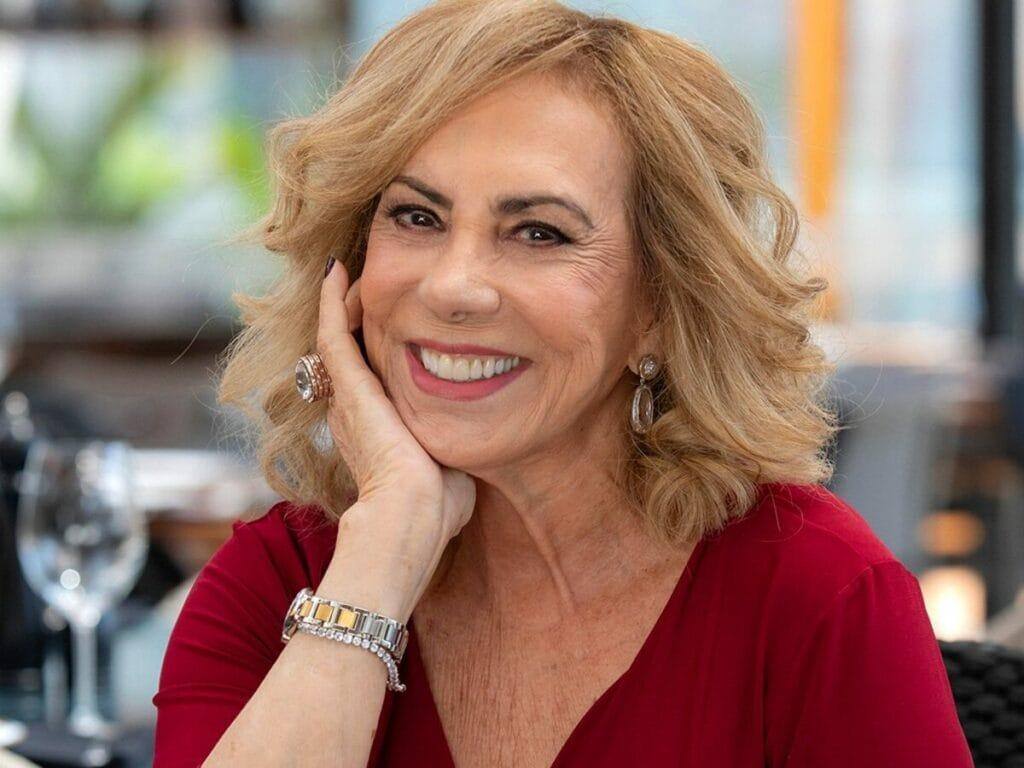 Arlete Salles fala de suas gêmeas protagonistas na nova novela Família é Tudo: “Primeira vez que vivo essa experiência de contracenar comigo mesma”
