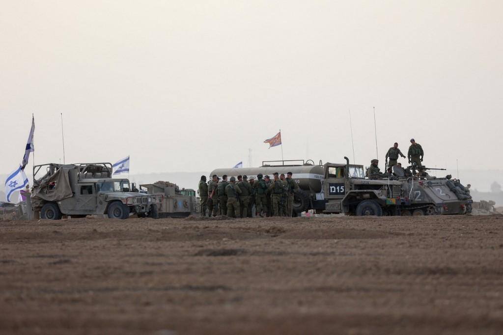 tropas-tanques-exército-israel