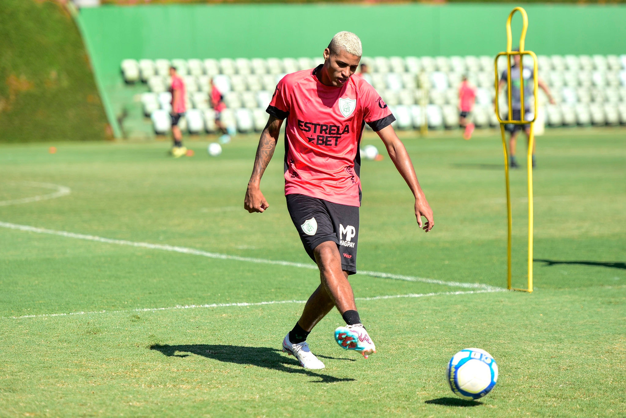 Rodrigo Varanda disputou apenas sete partida pelo América nesta temporada