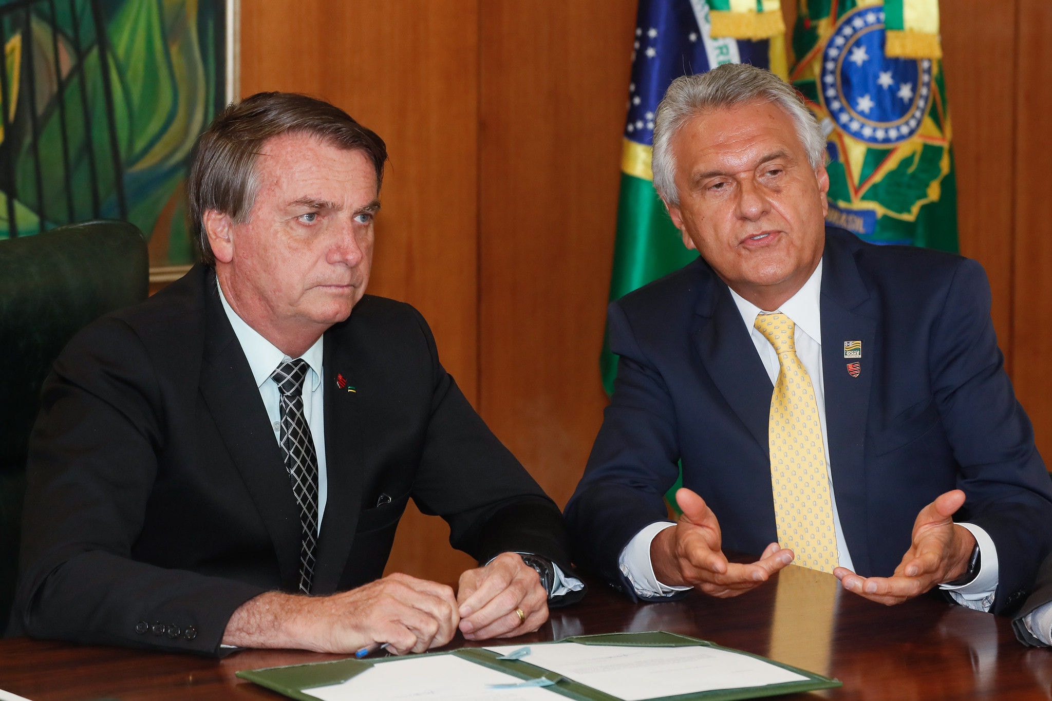 O então presidente da República, Jair Bolsonaro, durante reunião com Ronaldo Caiado, no Palácio do Planalto
