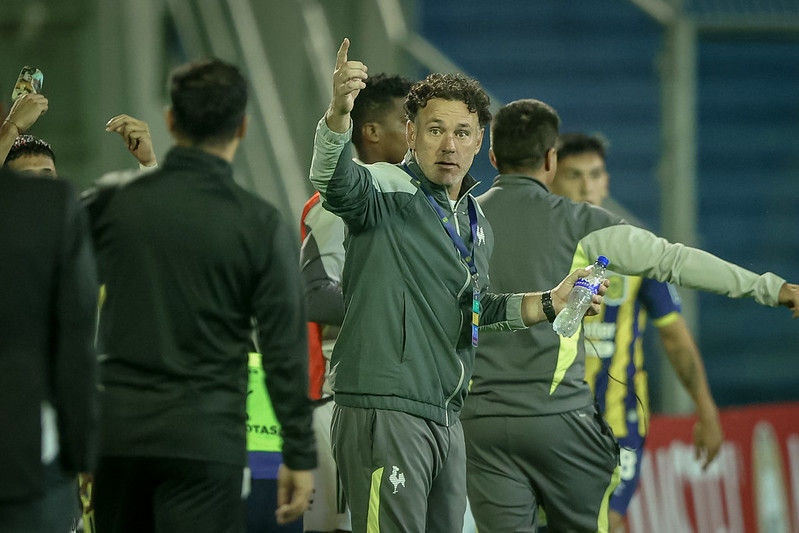 Gabriel Milito, técnico do Atlético