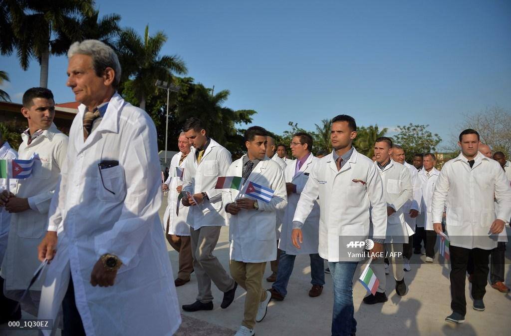Médicos de Cuba seguem para a Itália para combaterem ao coronavírus