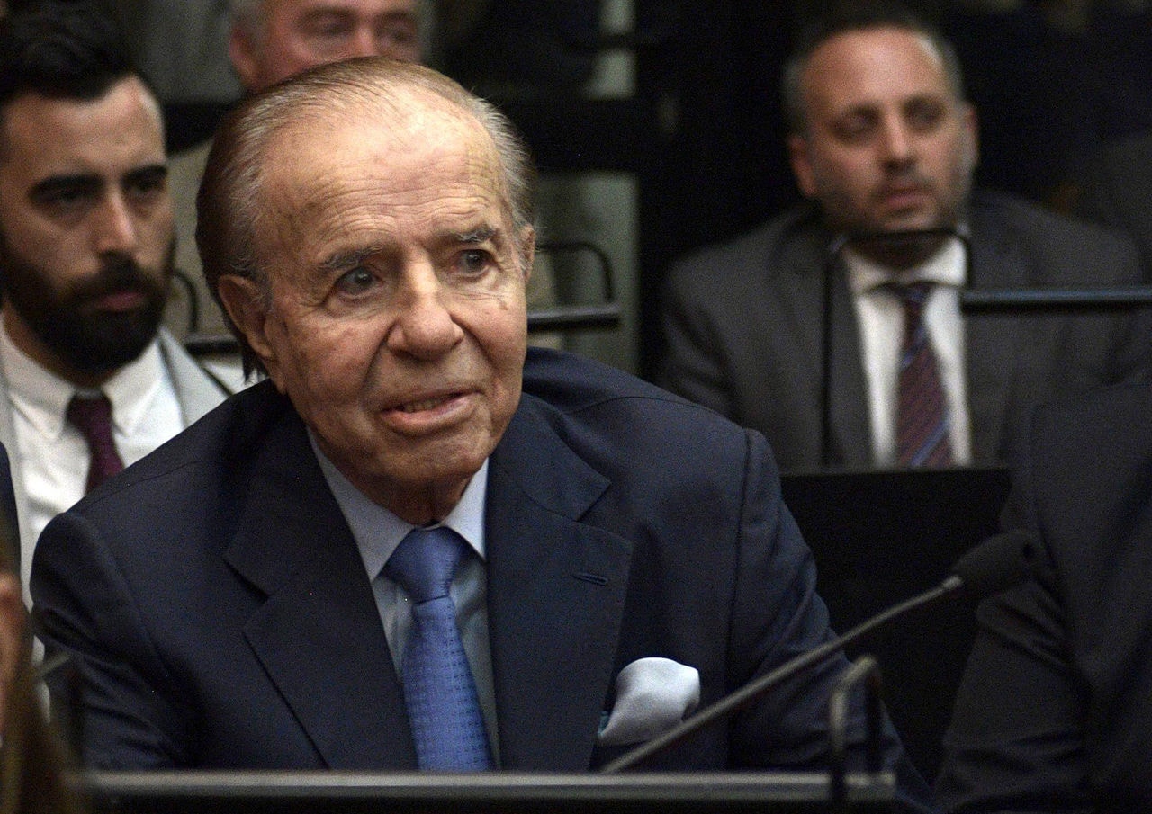 Morre o ex-presidente argentino Carlos Menem aos 90 anos