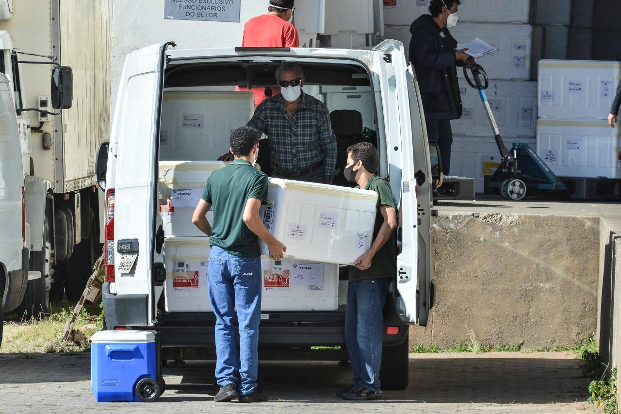 Distribuição de vacinas em Minas
