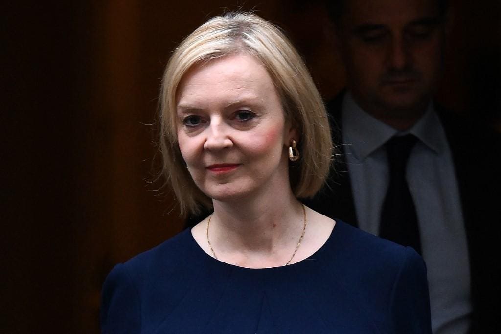 Liz Truss renunciou ao cargo de primeira ministra do Reino Unido