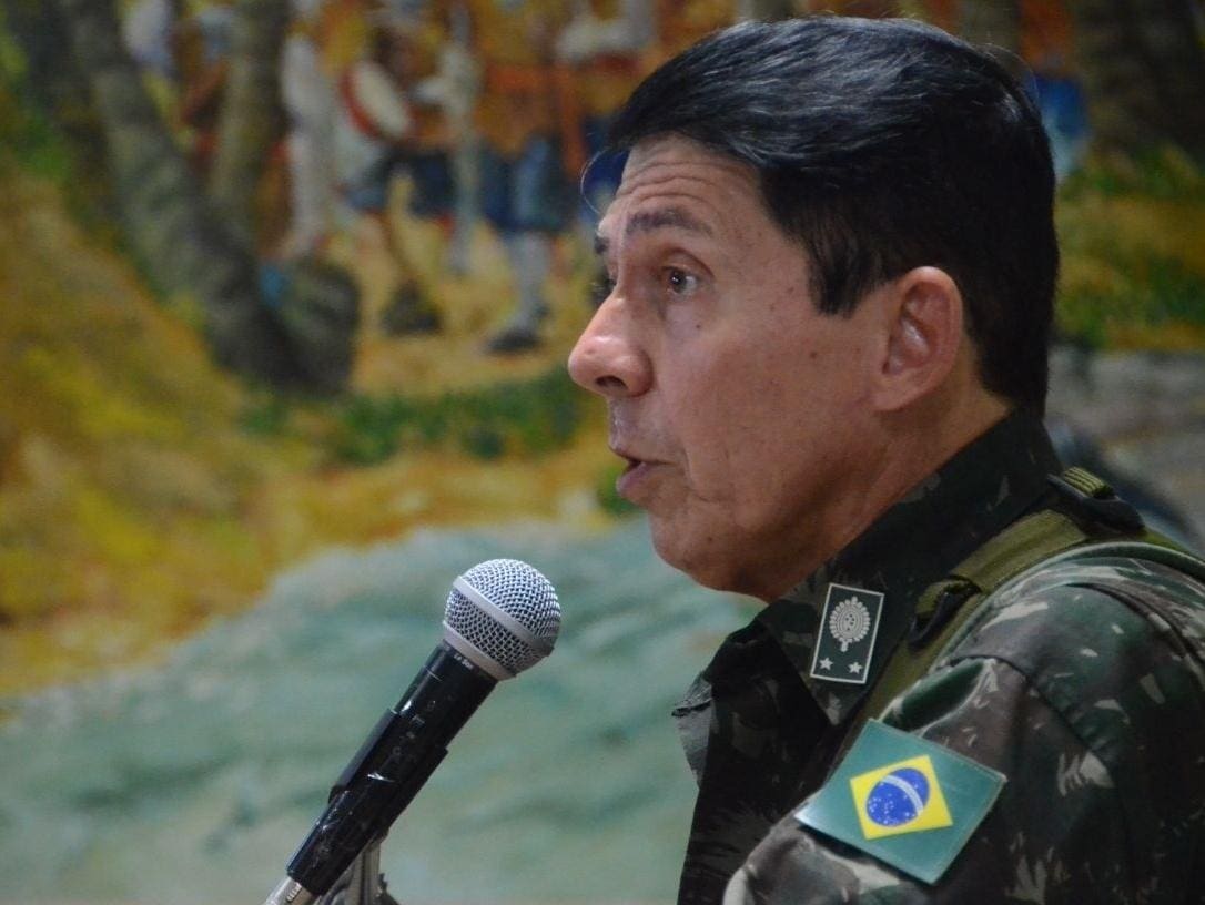 O general da reserva Ridauto Lúcio Fernandes
