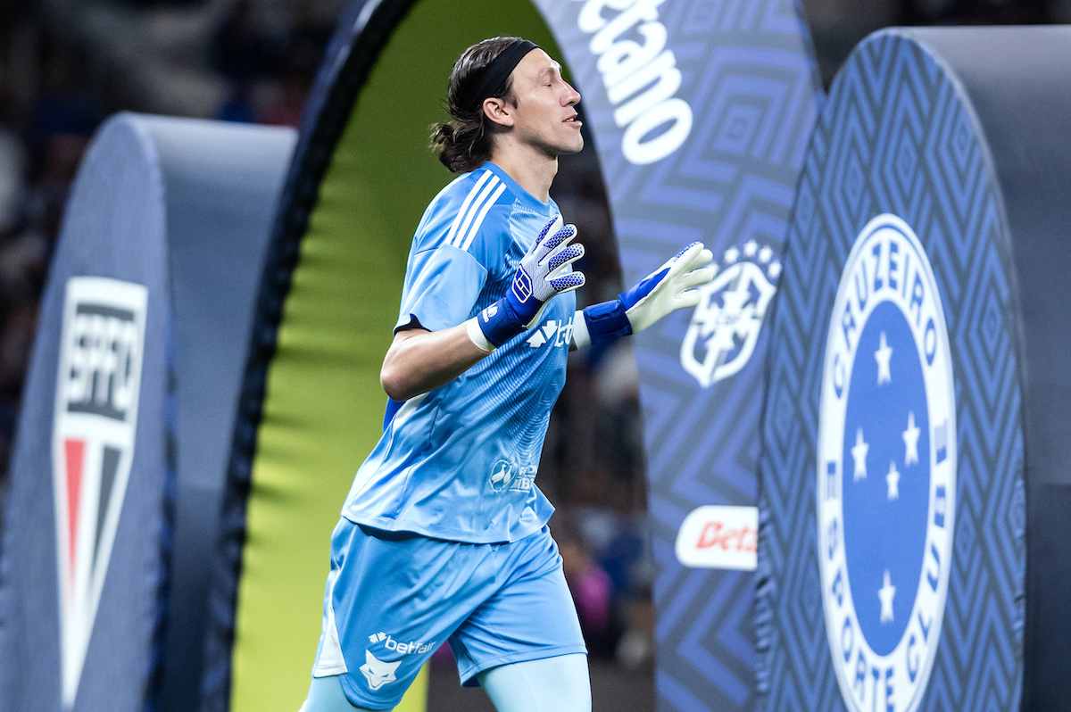 Goleiro Cássio foi decisivo para vitória do Cruzeiro contra o São Paulo no Mineirão 