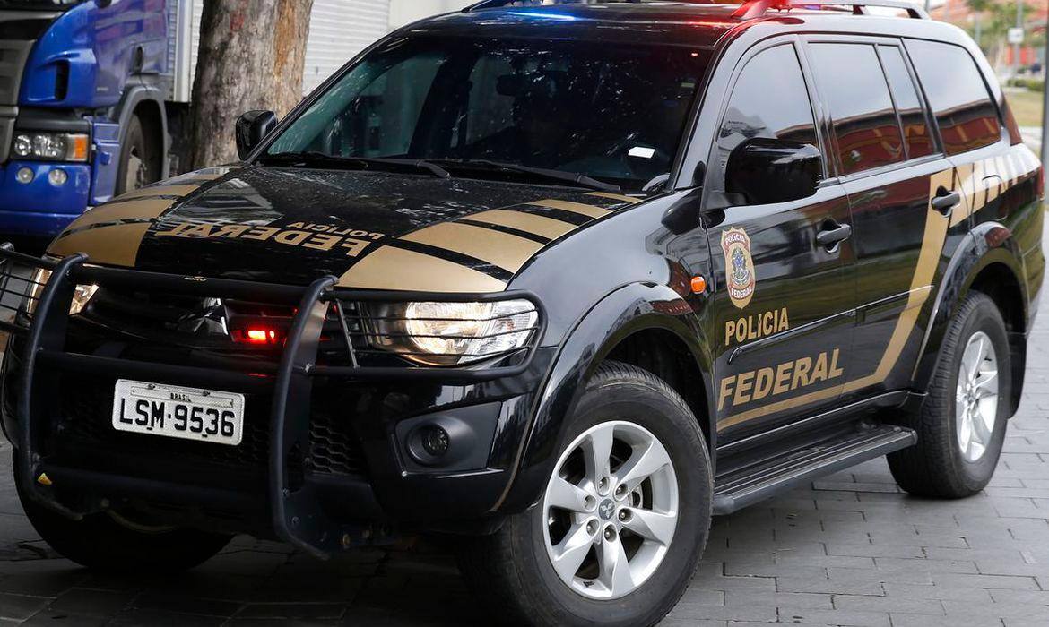 Operação Mercado das Armas investiga tráfico internacional de armas