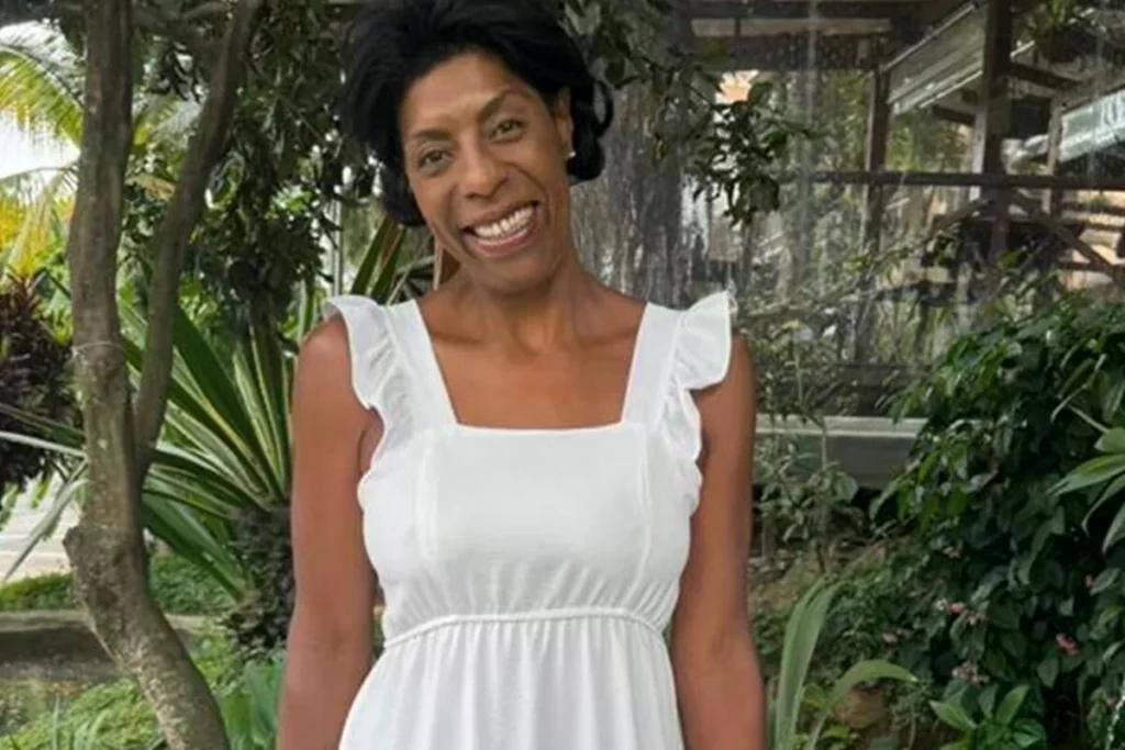 A ex-jogadora de vôlei Márcia Fu, da A Fazenda 15, foi encaminhada ao hospital