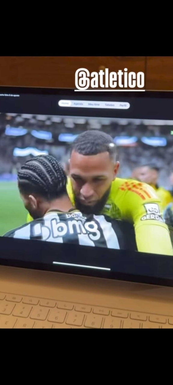 Rubens postou nas suas redes o momento em que Everson celebrava com os companheiros a confirmação da vaga do Galo