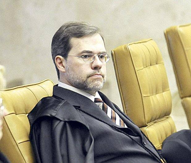 Toffoli suspende pagamentos de advogados com verbas do Fundeb