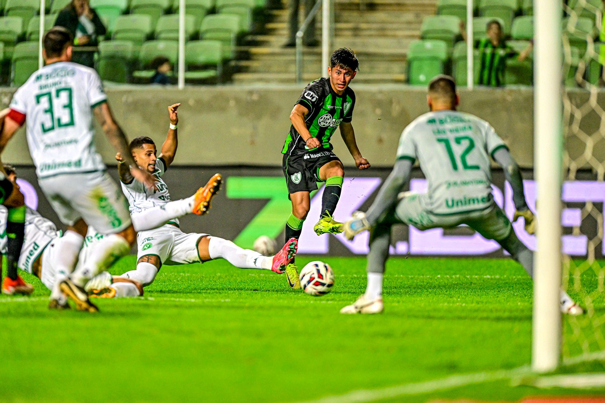 O América perdeu por 1 a 0 para a Chapecoense