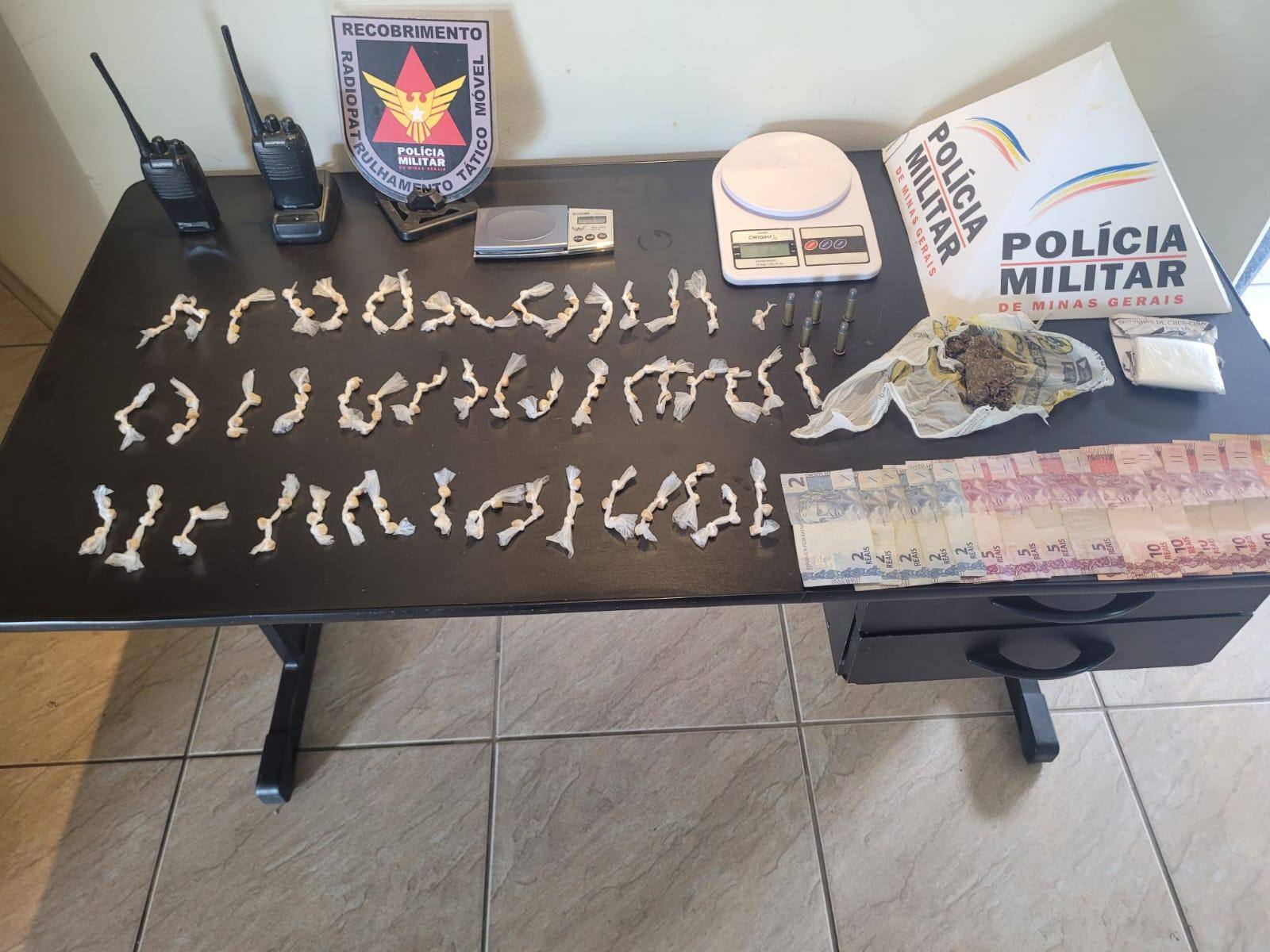 Materiais apreendidos pela Polícia Militar