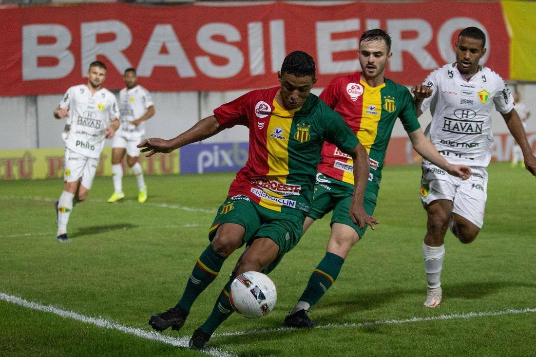 Sampaio Corrêa e Bahia jogam pela 23ª rodada do Brasileirão - Série B