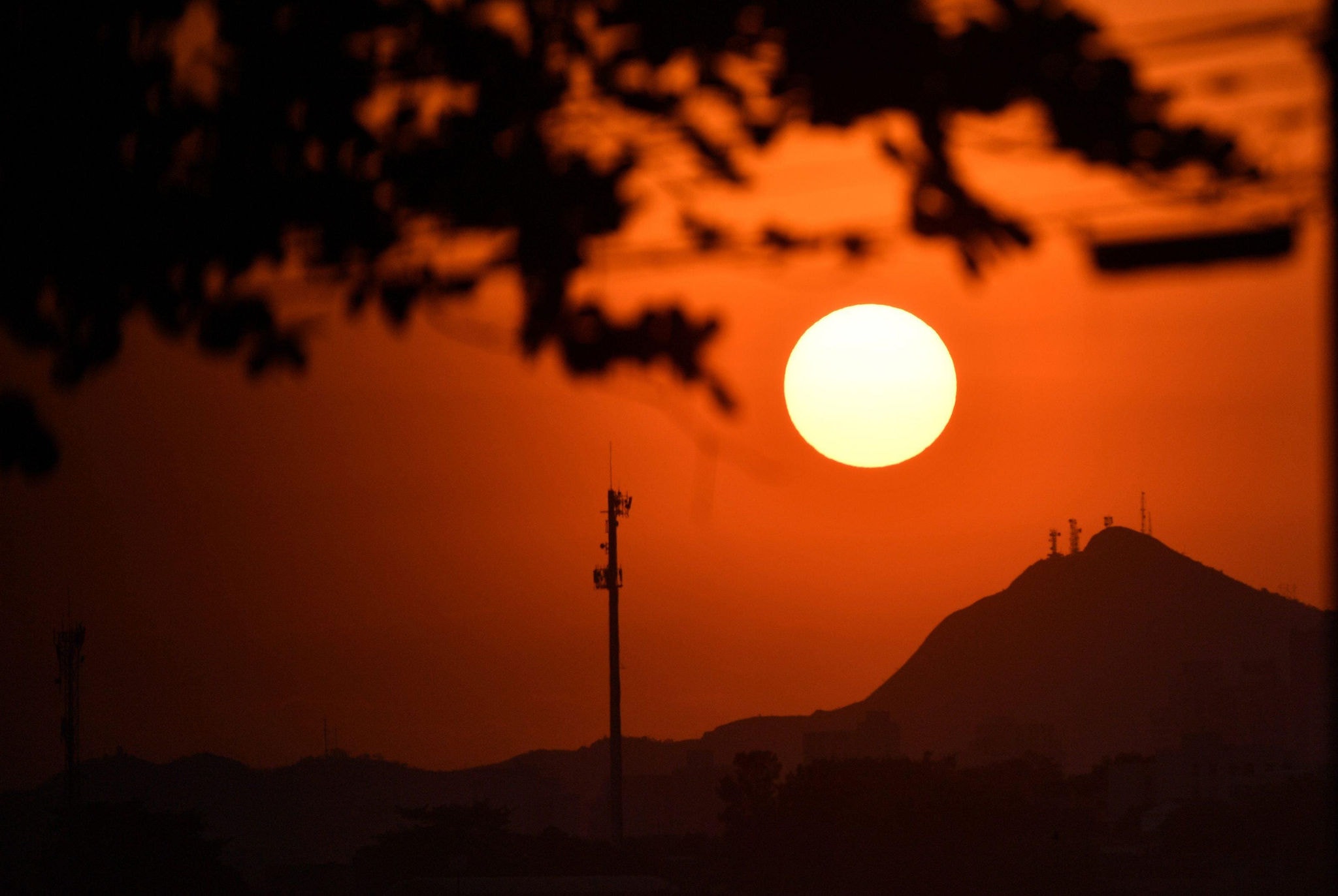 O calorão promete ser intenso e duradouro.